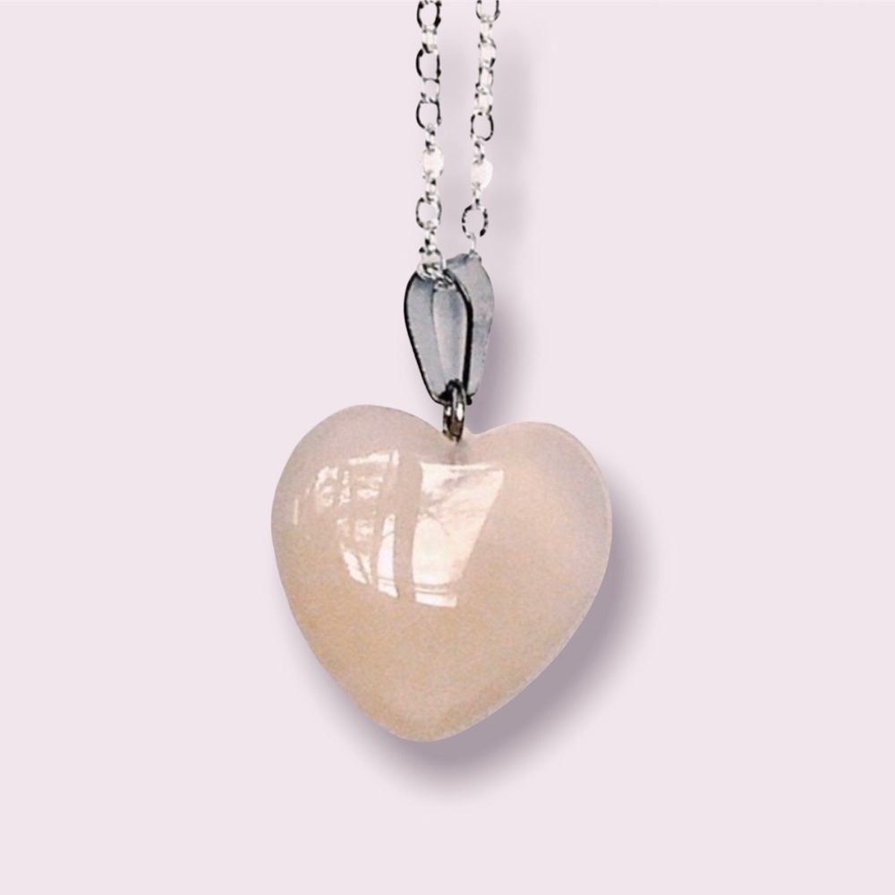 🌟SALE 2/$10.00‼️ Natural Rose Quartz Heart Shaped Crystal Pendant / Necklace